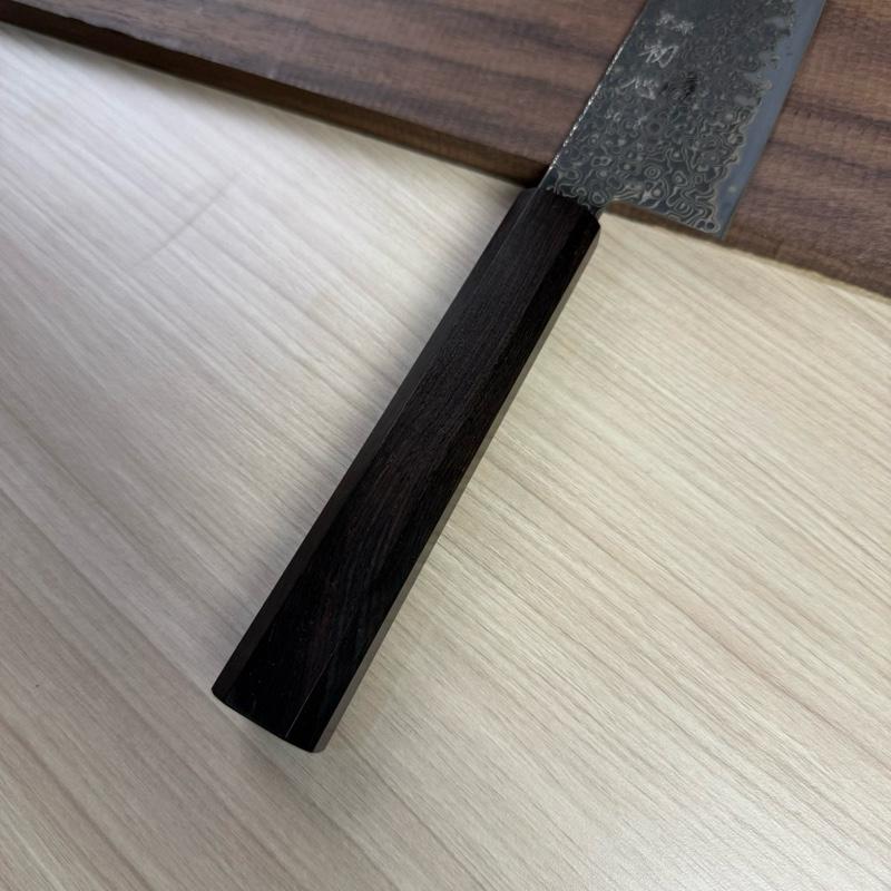 Pisau Jepang Hatsukokoro Saihyo Kurozome SG2 Damascus Gyuto 210mm