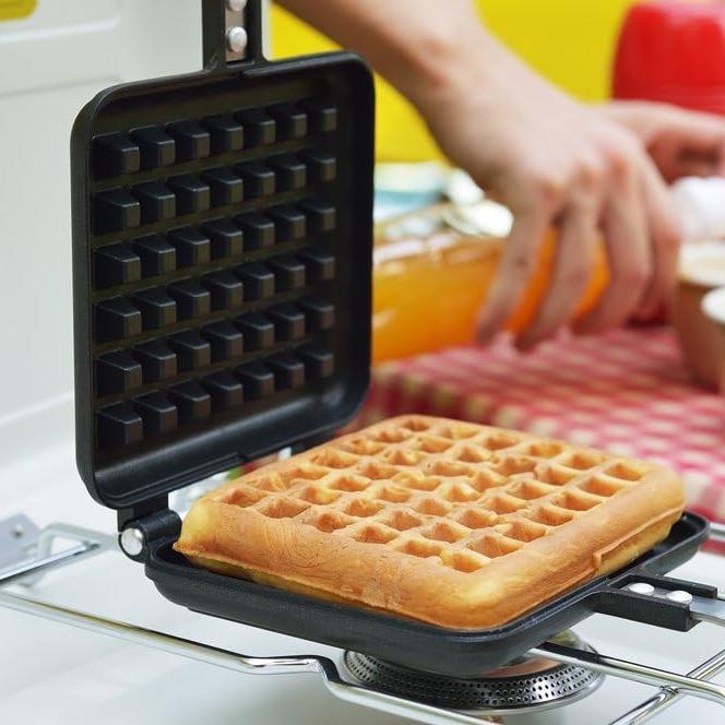 Yoshikawa Square Waffle Maker