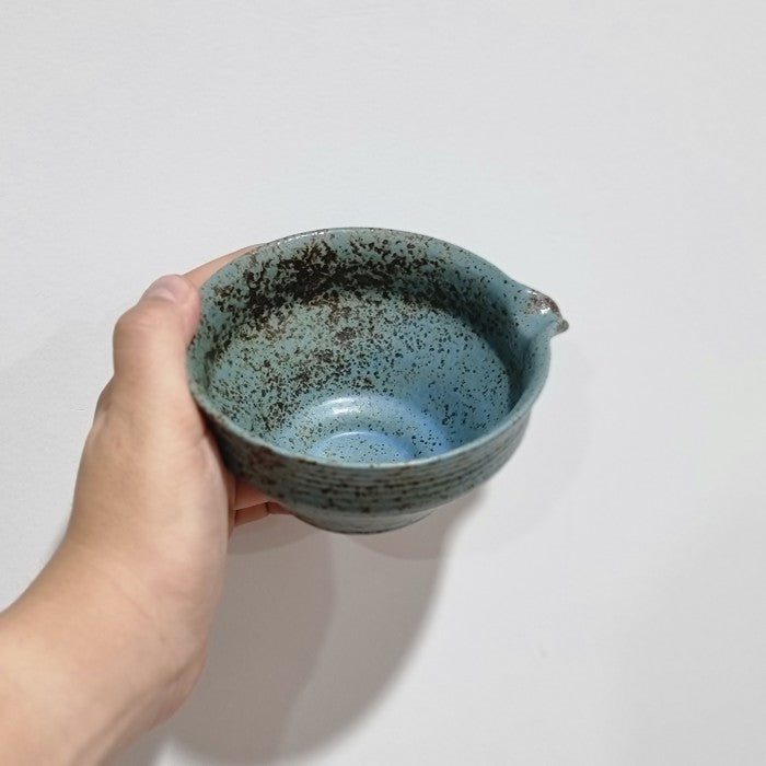 ZenCha - ChaWan Retro Matcha Bowl With Spout - Mangkuk Matcha Rustic