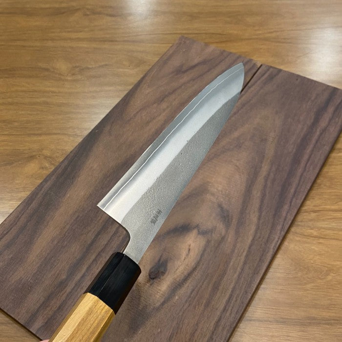 Japanese Artisan Knife Hatsukokoro SKD Nashiji Gyuto 210mm