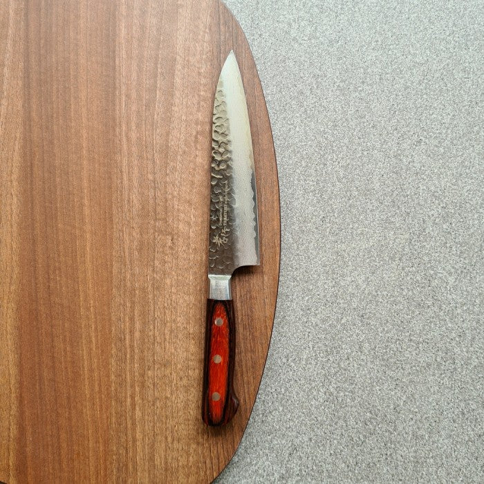 Japanese Knife SAKAI TAKAYUKI 33-Layer Damascus Hammered Gyuto 180mm