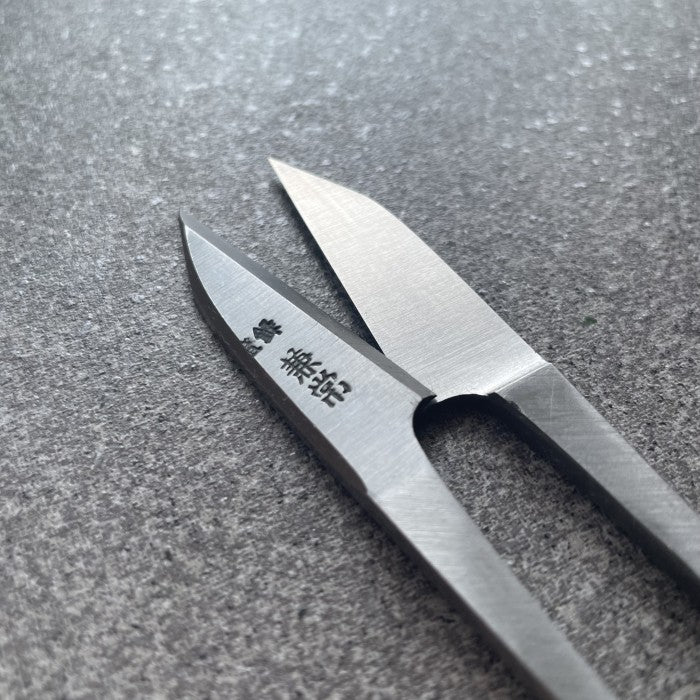 Kanetsune Seki U Shaped Scissor Ibushi-Finish Gunting Benang Jepang